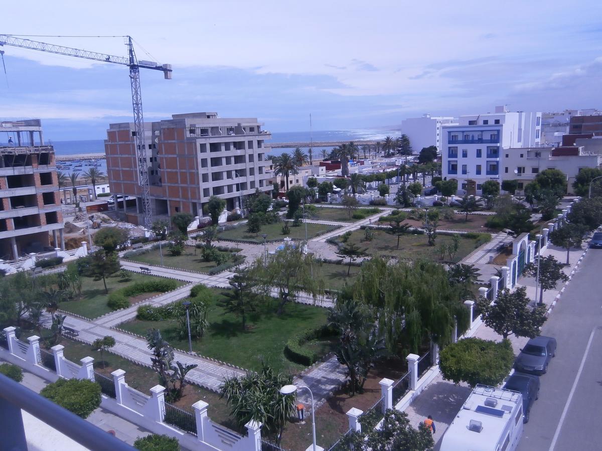 Residence Touristique Ibn Rochd อซิลาห์ ภายนอก รูปภาพ