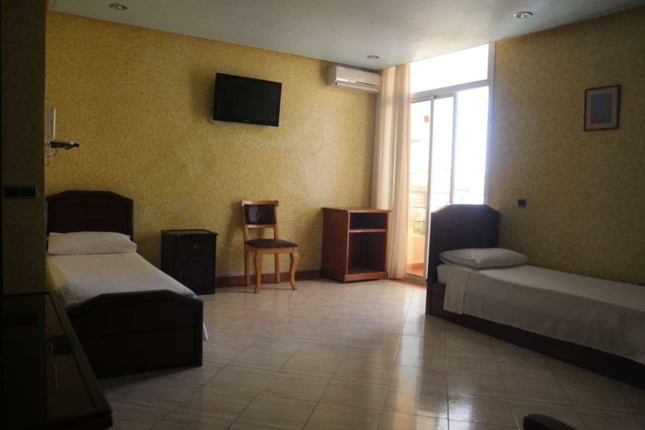 Residence Touristique Ibn Rochd อซิลาห์ ภายนอก รูปภาพ
